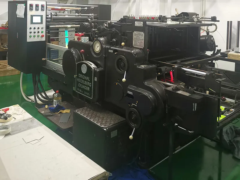 finishing equipment used for custom paper gift packaging
